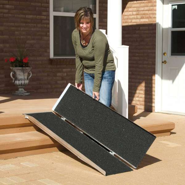 Suitcase Ramp - Length: 3' Image